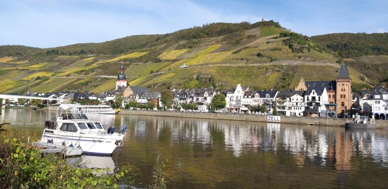 Mosel-Appartements Nehren Цел ан дер Мозел Екстериор снимка