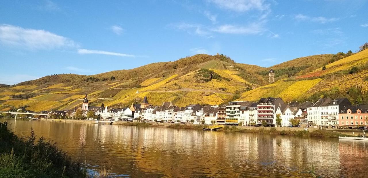 Mosel-Appartements Nehren Цел ан дер Мозел Екстериор снимка
